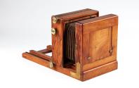 Wet plate camera