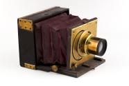 ¼-plate folding camera