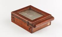 Daguerreotype sensitizing box
