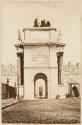 [Arc de Triomphe du Carrousel, side view]