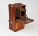 Wet plate camera
