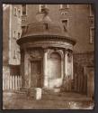 [Monument to Sir George MacKenzie of Rosehough in Greyfriars Churchyard]