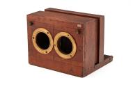 Stereo sliding box camera
