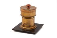Lens Petzval-type