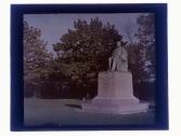 [Monument]