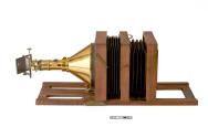 Microscope solaire portatif et photograhique