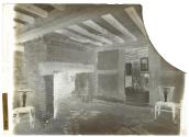 Stratford (Birth House) Living Room (Shakespeare)