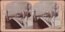 Paris Exposition, bronze decorations of Alexander III Bridge