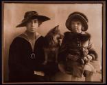 [Mrs. William E. Freeman, daughter Isabel, and dog.]