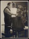 [Elias Goldensky in studio]