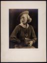 [Woman with hat and bag]