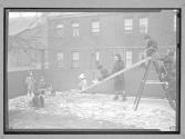 [Winter/Rooftop Play]