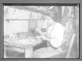 Making Artificial Roses NYC 1911