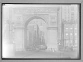 [Arch in Washington Square Park]