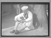 [Sailor Reading]
