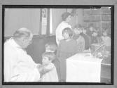 Clinic in City School, Upstate, NY/Syracuse 1926, Millbank Mem. Fund