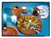 [Pancakes and apples (advertisement)]