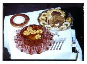 [Punch and cake (advertisement)]