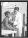 [Doctor and Child]