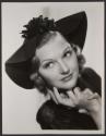 [Astrid Allwyn]