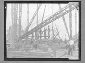 [Empire State, Derricks]