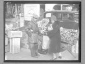 Street Scene of Pushcarts and Vendors