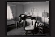 Shy Living Room, East Greenwich, Rhode Island
