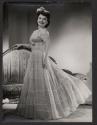 [Anne Baxter]