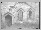 Into Banquet Hall Goodrich Castle