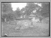Frampton Churchyard