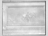 Panel Burns Statue Daisy