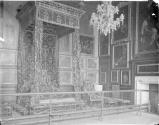 Queen Anne's Bed Hampton Court