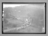 [auto tour, river crossing]
