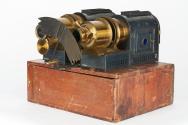 Dual magic lantern projector
