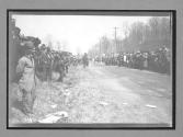 [auto race spectators]