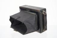 Folding plate camera