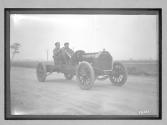 [auto racing on road]