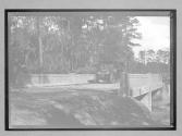[auto on bridge]