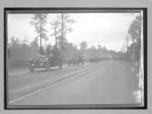 [auto tour parade]