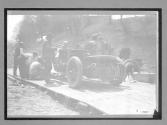 [auto race pit stop]