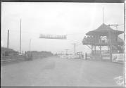 [auto racetrack]