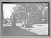 [auto tour beneath welcome arch "#69]