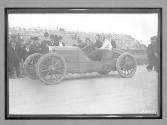 [auto racers in auto]