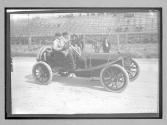 [auto racers in auto]