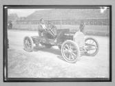 [auto racers in auto]