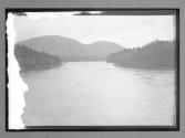 [river]