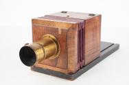 Lewis-style daguerreotype camera