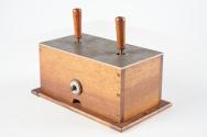 Controller for color and sound projector