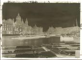 Hollande Amsterdam La gare et l'eglise St Nicolas