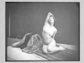 [Nude study (Desha Delteil)]